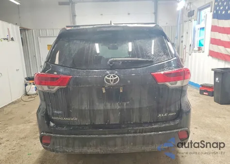 2017 Toyota Highlander Se из США, поврежденный, VIN 5TDJZRFH8HS471253